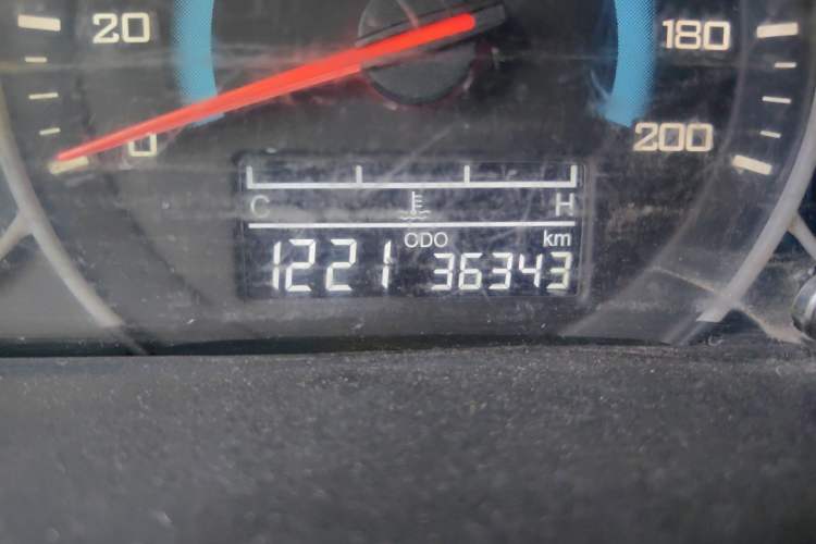 Used Wuling Rongguang 2019 1.5L S Standard Edition Odometer Close Up