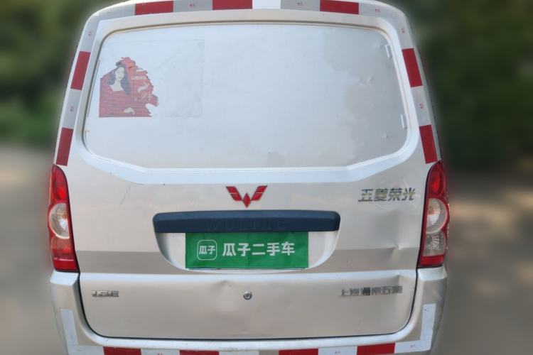 Used Wuling Rongguang 2019 1.5L Extended-Body Van Base Model with 5 Seats Rear