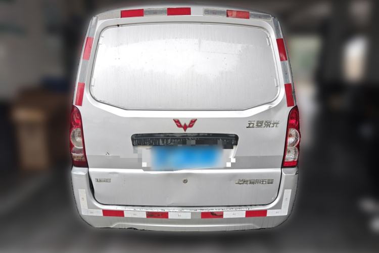 Used Wuling Rongguang 2019 1.5L Extended-Body Van Base Model with 5 Seats Rear