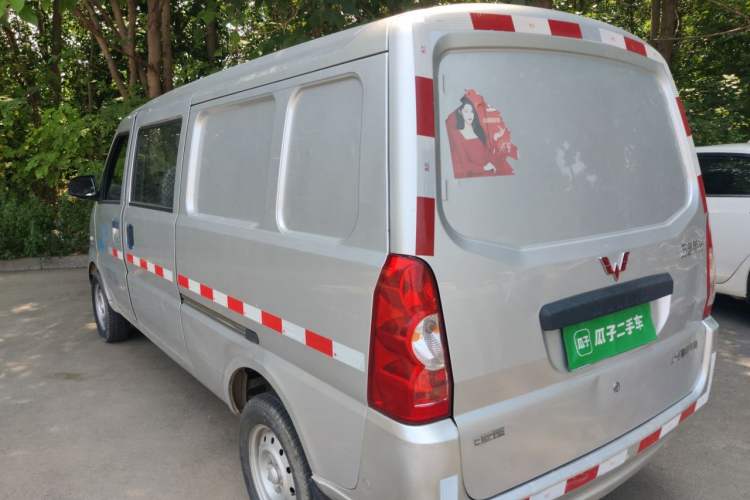 Used Wuling Rongguang 2019 1.5L Extended-Body Van Base Model with 5 Seats Rear Left 45 Deg