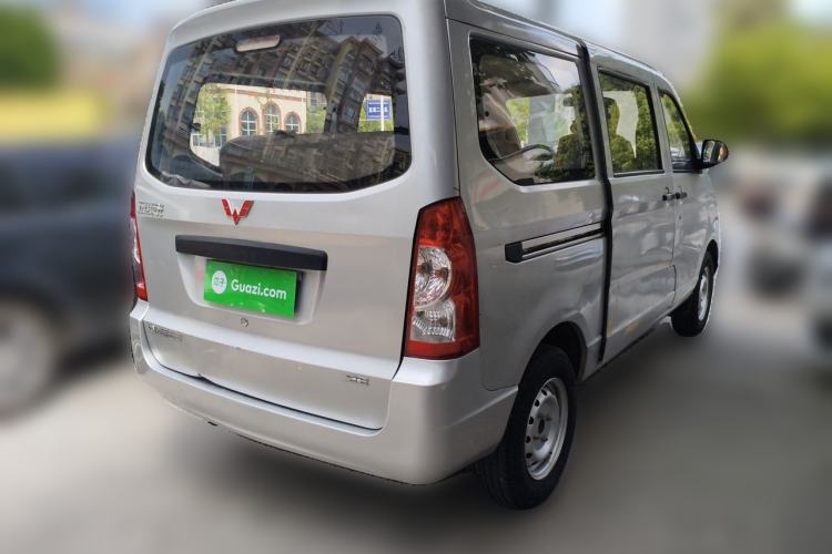 Used Wuling Rongguang 2019 1.2L S Base Model Rear Right 45 Deg