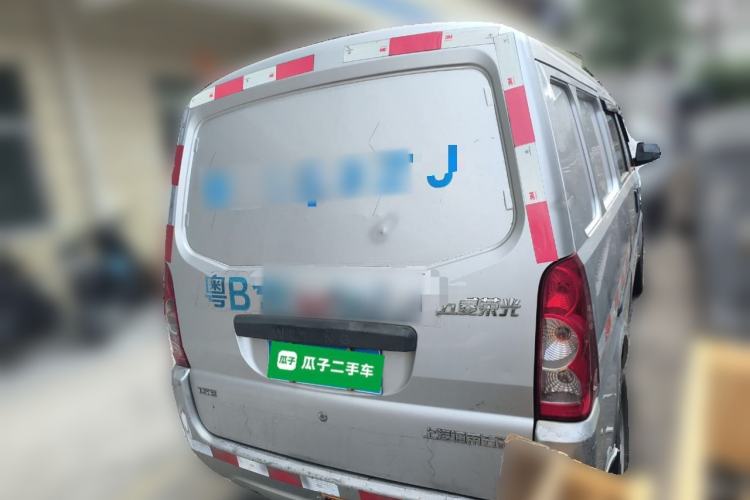 Used Wuling Rongguang 2019 1.5L Extended-Body Van Base Model with 5 Seats Rear Right 45 Deg