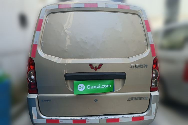 Used Wuling Rongguang  Rear