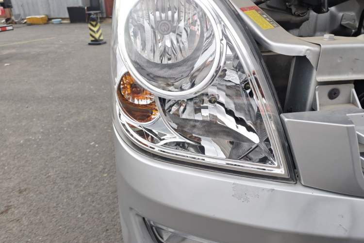 Used Wuling Rongguang 2019 1.5L S Base Version Right Front Headlight