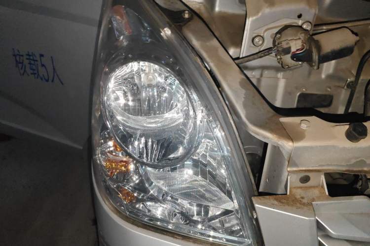 Used Wuling Rongguang 2019 1.2L S Base Model Right Front Headlight