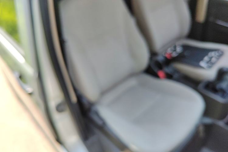 Used Wuling Rongguang 2019 1.2L S Van Standard Model with 5 Seats Right Front Seat