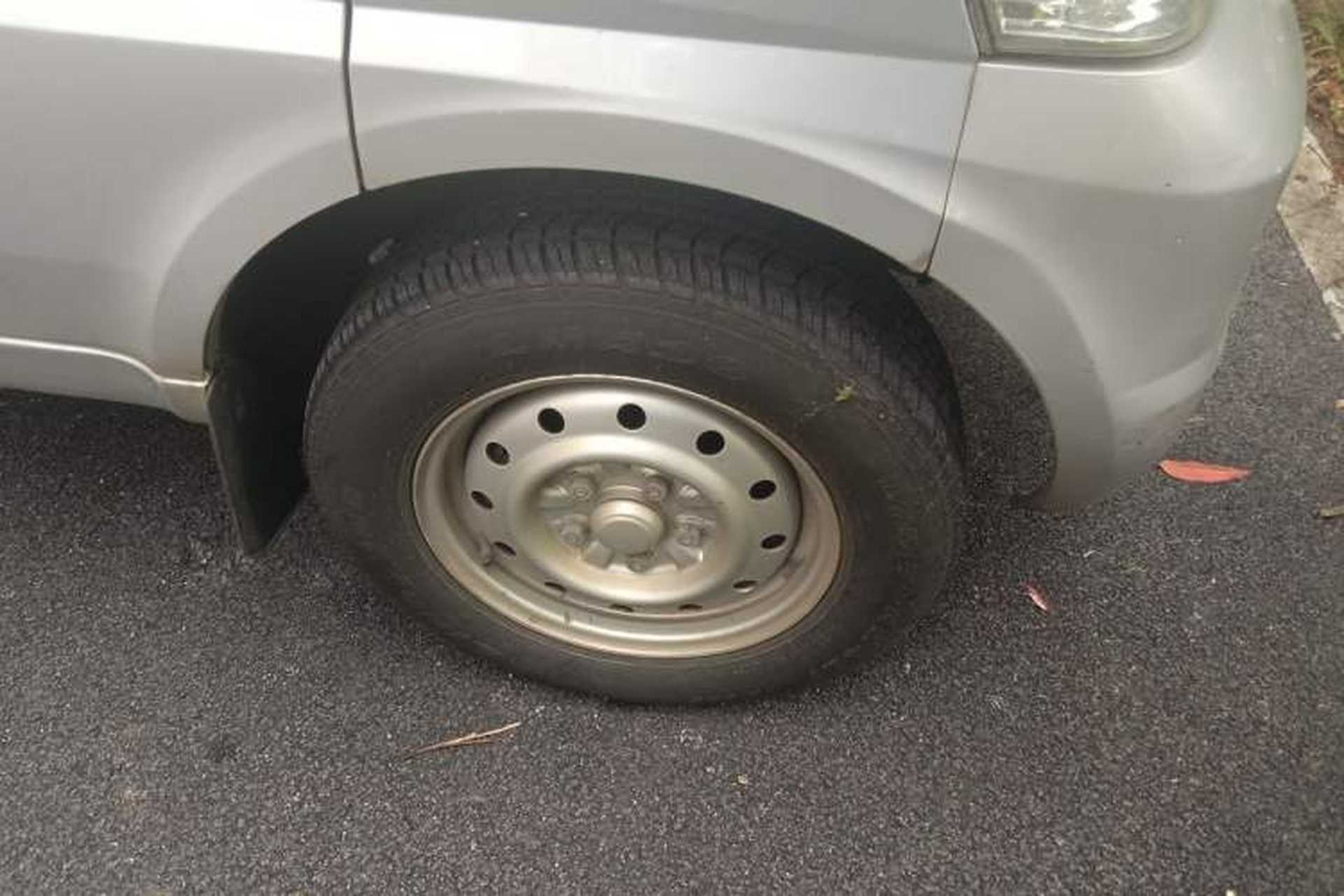 Used Wuling Rongguang 2019 1.5L Extended Basic Version Right Front Wheel Hub