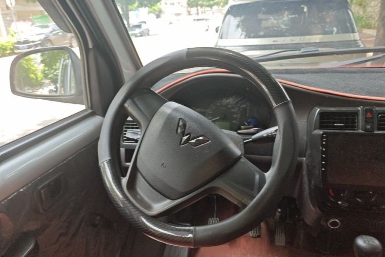 Used Wuling Rongguang 2019 1.5L Extended Basic Version Steering Wheel