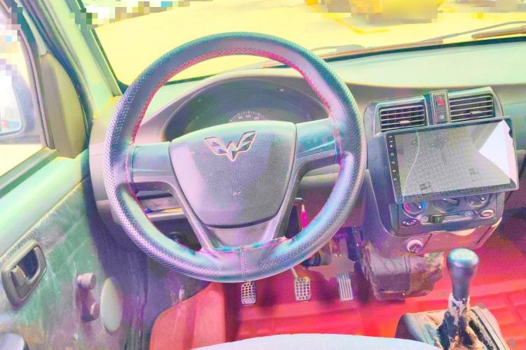 Used Wuling Rongguang 2019 1.5L Extended Basic Version Steering Wheel
