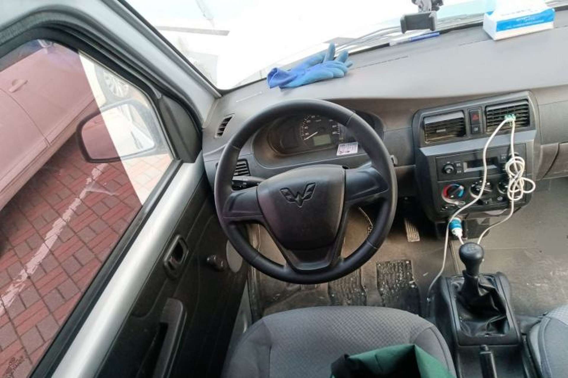 Used Wuling Rongguang 2019 1.5L Extended Basic Version Steering Wheel