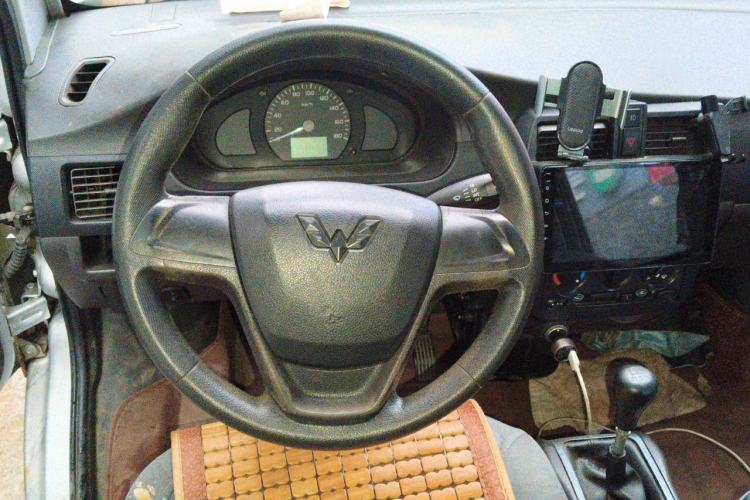 Used Wuling Rongguang 2019 1.5L Extended Basic Version Steering Wheel