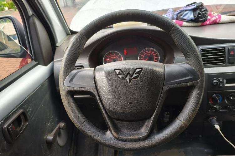 Used Wuling Rongguang 2019 1.5L Extended Basic Version Steering Wheel