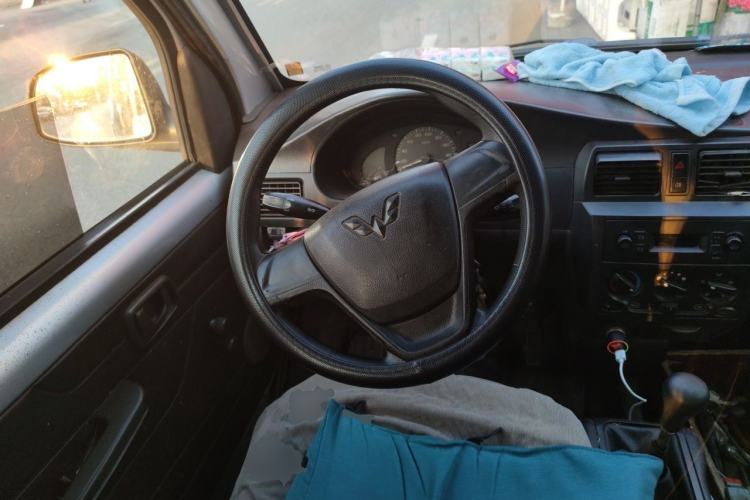 Used Wuling Rongguang 2019 1.5L Extended Basic Version Steering Wheel