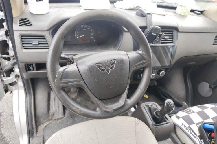 Used Wuling Rongguang 2019 1.2L S Base Model Steering Wheel