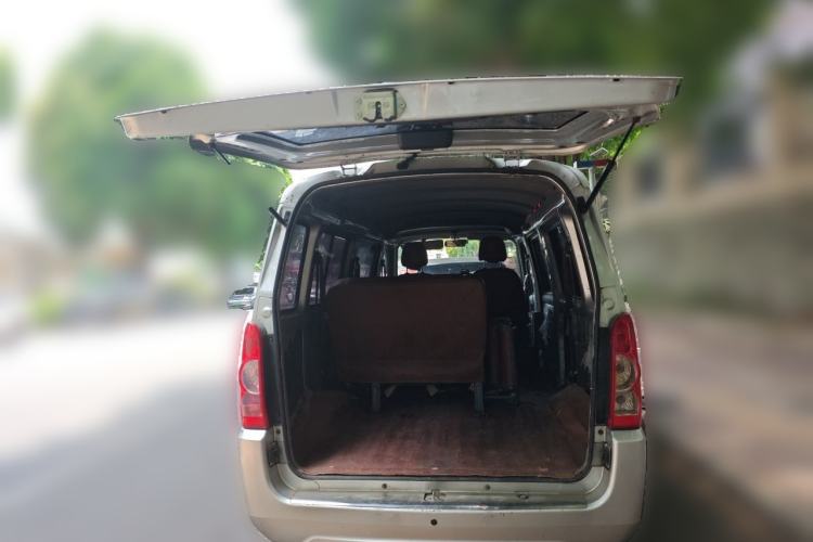Used Wuling Rongguang 2019 1.5L Extended Basic Version Trunk