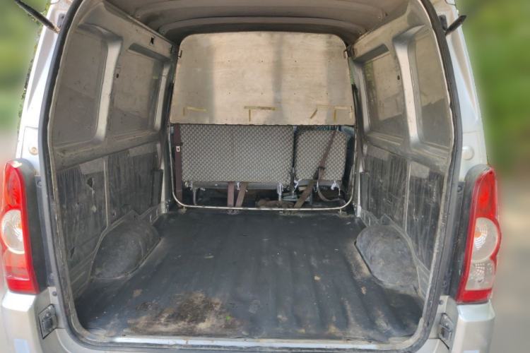 Used Wuling Rongguang 2019 1.5L Extended-Body Van Base Model with 5 Seats Trunk