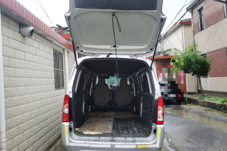 Used Wuling Rongguang 2019 1.5L Extended-Body Van Base Model with 2 Seats Trunk