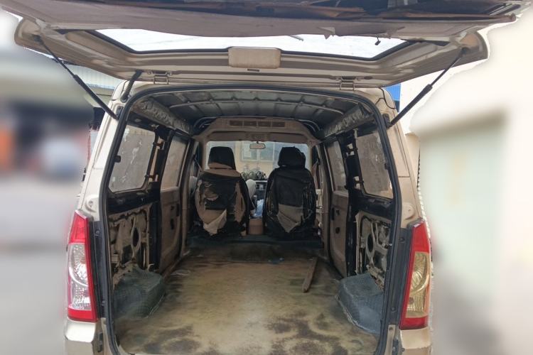 Used Wuling Rongguang 2019 1.2L S Standard Model Trunk