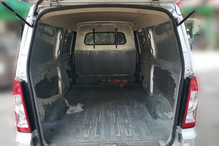 Used Wuling Rongguang 2019 1.2L S Van Utility Model with 2 Seats Trunk