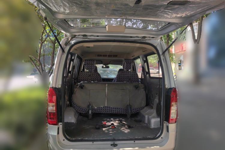 Used Wuling Rongguang 2019 1.5L S Standard Edition Trunk