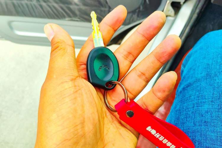 Used Wuling Rongguang 2019 1.5L Extended Basic Version Vehicle Key