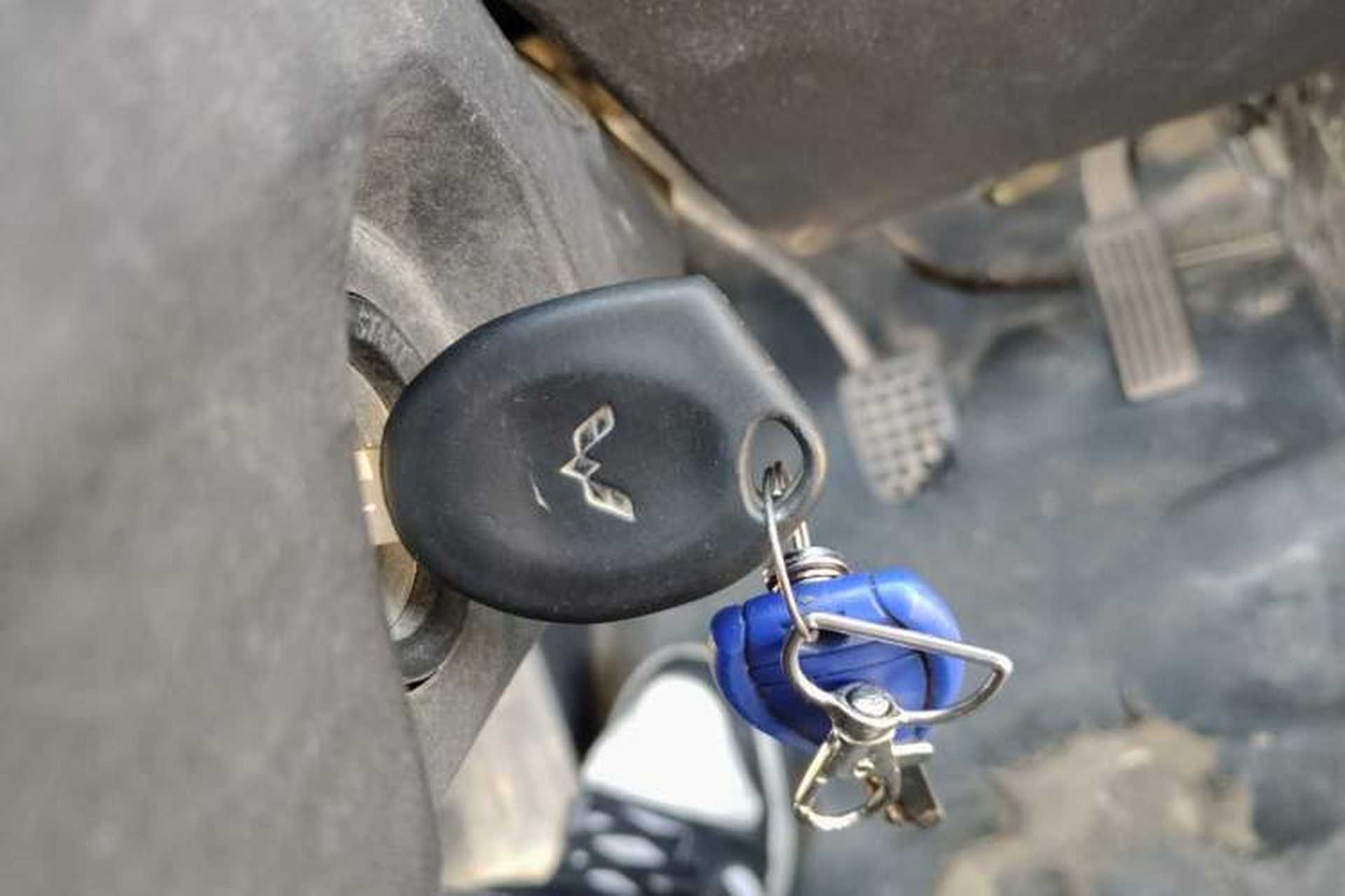 Used Wuling Rongguang 2019 1.5L Extended Basic Version Vehicle Key