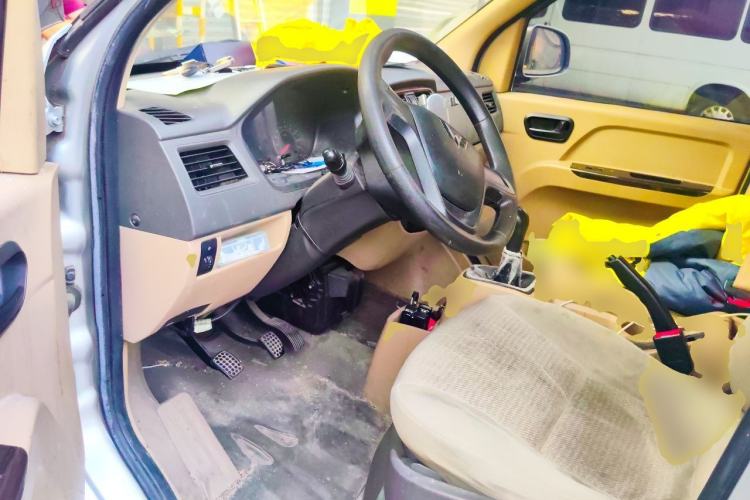 Used Wuling Rongguang 2019 1.5L S Standard Edition Driver Seat