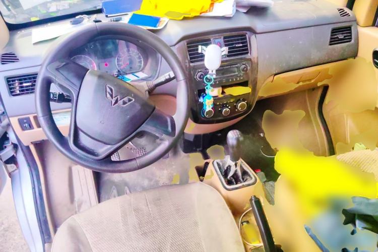 Used Wuling Rongguang 2019 1.5L S Standard Edition Steering Wheel