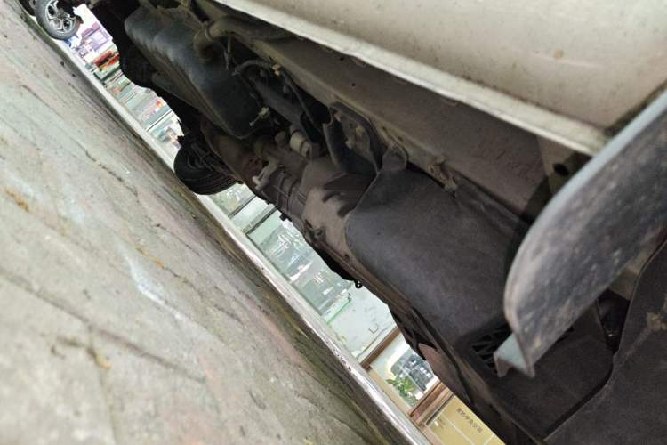 Used Wuling Rongguang 2019 1.5L Extended Basic Version Chassis Front Right