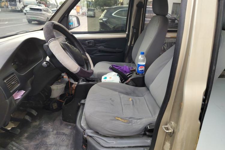 Used Wuling Rongguang 2019 1.5L Extended Basic Version Driver Seat
