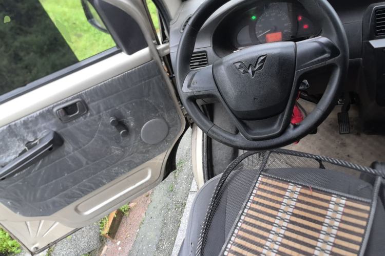 Used Wuling Rongguang 2019 1.5L Extended Basic Version Driver Seat
