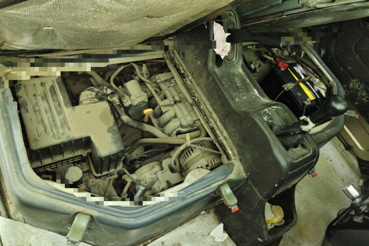 Used Wuling Rongguang 2019 1.5L Extended Basic Version Engine Bay