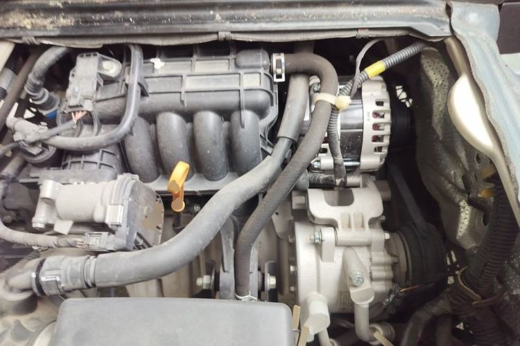 Used Wuling Rongguang 2019 1.5L Extended Basic Version Engine Bay