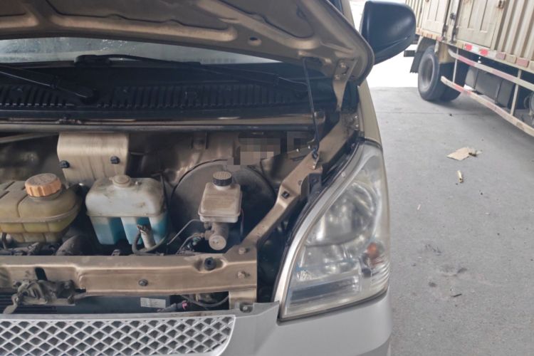 Used Wuling Rongguang 2019 1.5L Extended Basic Version Engine Bay Left