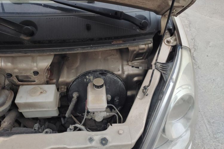 Used Wuling Rongguang 2019 1.2L S Base Model Engine Bay Left