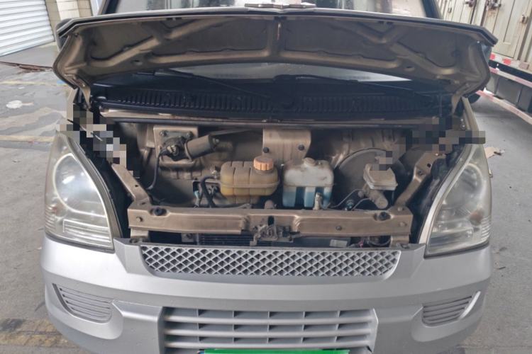 Used Wuling Rongguang 2019 1.5L Extended Basic Version Engine Bay