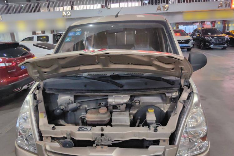Used Wuling Rongguang 2019 1.2L S Van Standard Model with 5 Seats Engine Bay
