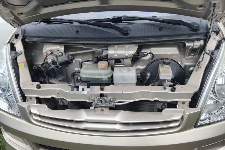 Used Wuling Rongguang  Engine Bay
