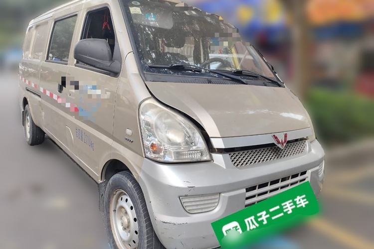 Used Wuling Rongguang 2019 1.5L Extended-Body Van Base Model with 5 Seats Exterior 2