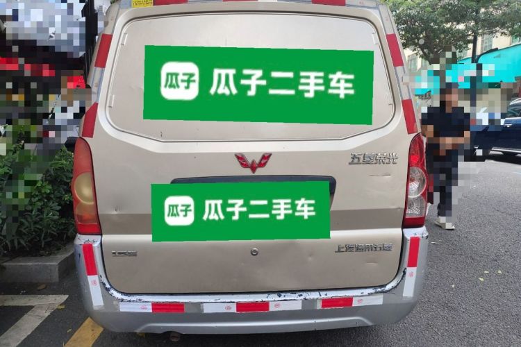 Used Wuling Rongguang 2019 1.5L Extended-Body Van Base Model with 5 Seats Exterior 4