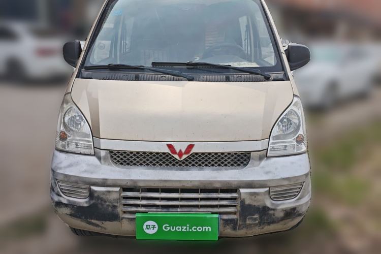 Used Wuling Rongguang 2019 1.5L Extended-Body Van Base Model with 5 Seats Front