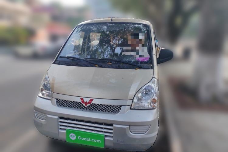 Used Wuling Rongguang 2019 1.5L Extended-Body Van Base Model with 5 Seats Front