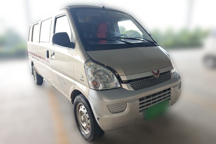 Used Wuling Rongguang 2019 1.5L Extended-Body Van Base Model with 2 Seats Front Right 45 Deg