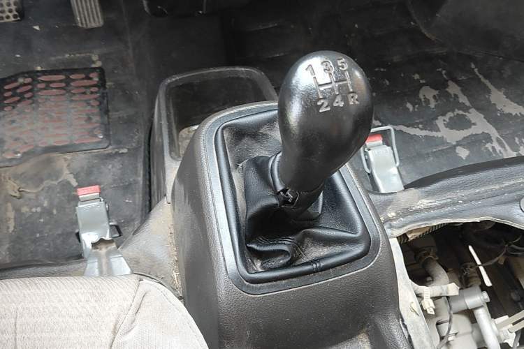 Used Wuling Rongguang 2019 1.5L S Base Version Gear Lever