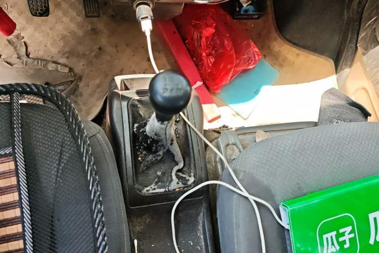 Used Wuling Rongguang 2019 1.5L Extended Basic Version Gear Lever