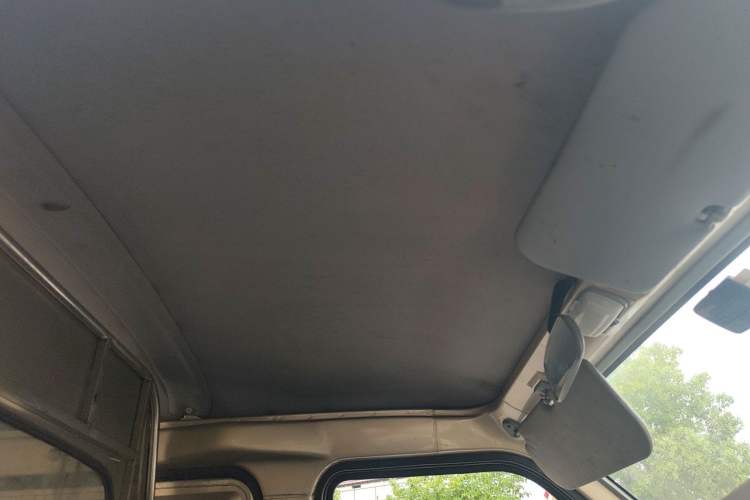 Used Wuling Rongguang 2019 1.5L Extended-Body Van Base Model with 2 Seats Headliner
