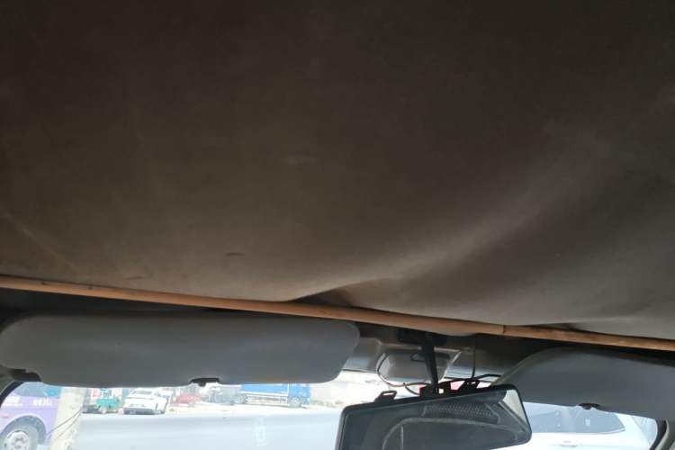 Used Wuling Rongguang 2019 1.5L Extended-Body Van Base Model with 5 Seats Headliner