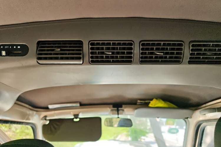 Used Wuling Rongguang 2019 1.5L Extended Basic Version Headliner