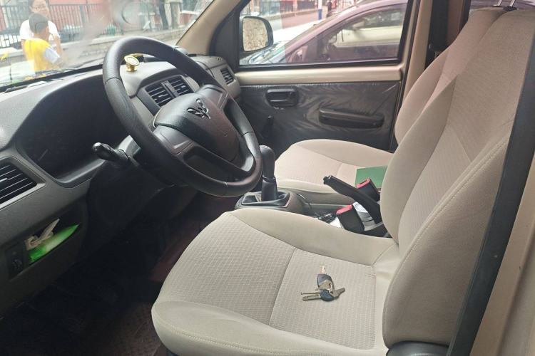 Used Wuling Rongguang 2019 1.2L S Van Standard Model with 5 Seats Left Front Seat