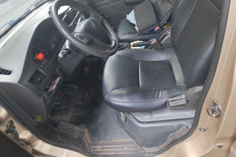Used Wuling Rongguang 2019 1.5L Extended-Body Van Base Model with 2 Seats Left Front Seat